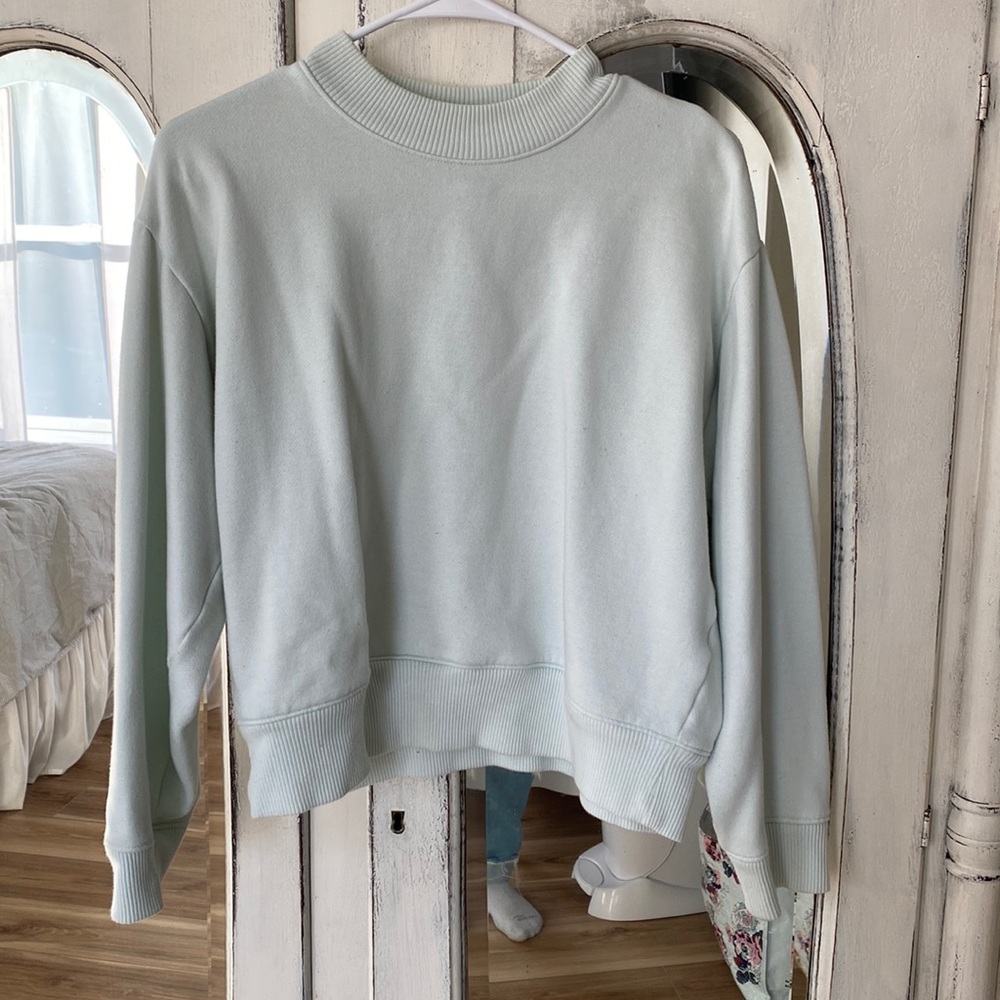 Crewneck